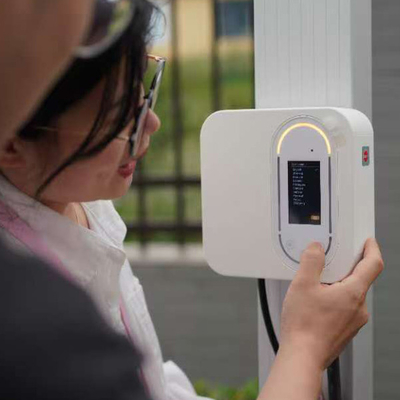 22kW chargeur de véhicule électrique Station solaire 32A 480V avec boîte de charge dynamique