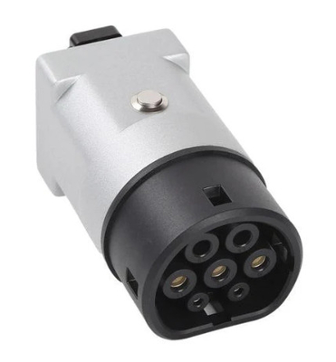 V2L Type2/ V2L GBT. Adaptateur de décharge de véhicule à charge Type2/ GBT.