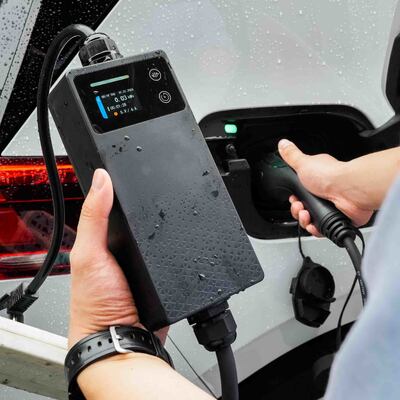 acheter Chargeur de véhicule électrique portable intelligent avec écran LCD, chargement en retard et protection IP67 fabrication en ligne