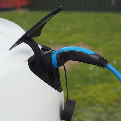 11kW attaché type de 3 phases - 2 câble 16A EV chargeant le connecteur standard