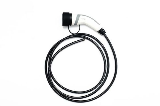 acheter La couleur a adapté 5 mètres aux besoins du client de type - 2 niveau de remplissage de protection des câbles 32A IP67 d'EV fabrication en ligne