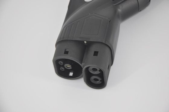 acheter Prise combinée du chargeur GBT de C.C TPU 125A CCS d'EV avec la longueur adaptée aux besoins du client fabrication en ligne