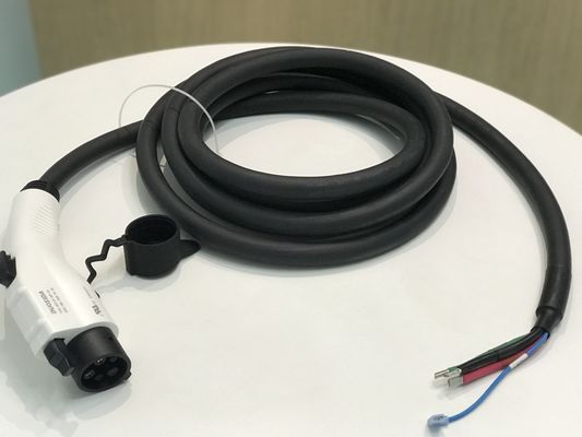Le remplissage du type 1 EV de SAE J1772 câble la prise standard du type 1 EV Charginng des USA de certification d'UL de 40A 250V